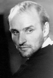 Анатолий Солоницын