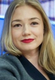 Оксана Акиньшина